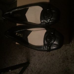 Michael Kors flats never worn